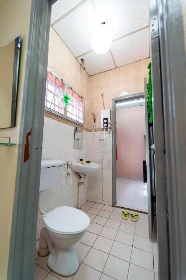 Star Light Homestay Sitiawan Exterior photo